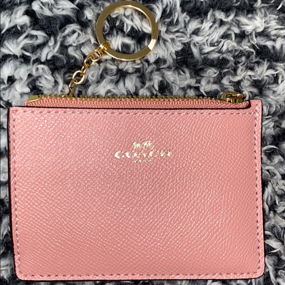 NWT Mauve Coach wallet
